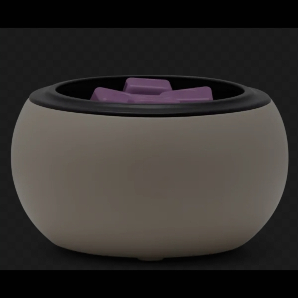 Scentsy Taupe Warmer